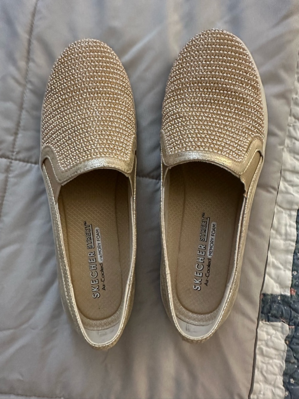 Skechers Women's Slip-On sparkly in Light Rose Gold